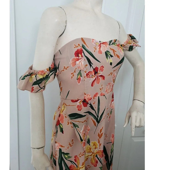 Boho Summer  Floral maxi dress with slit in the front Medium - Picture 2 of 13